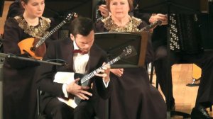 Е. К. Тростянский - Гротеск и размышление