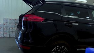 Geely Atlas - Установка электропривода багажника
