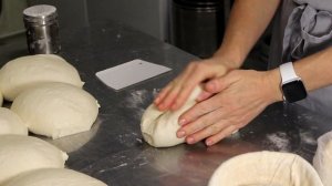 Важные этапы ведения теста на закваске, после замеса.