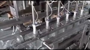 Автомат розлива жидкостей в ПЭТ тару