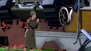 ELENA VAENGA:Враги сожгли родную хату