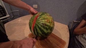 Как выбрать арбуз-девочку. ТОП советов! Мой опыт. Очень-очень вкусный, спелый и сладкий.