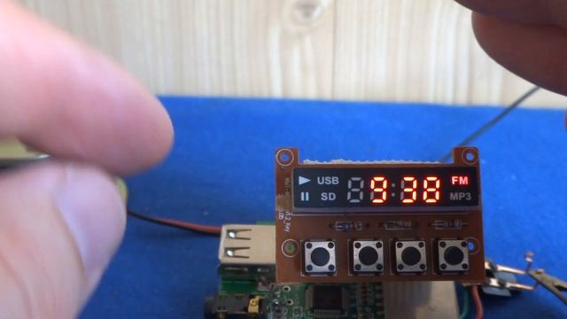 FM радиоприемник Своими руками из двух деталей смотреть онлайн