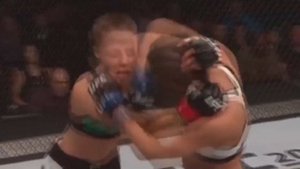 Роуз Намаюнас VS Каролина Ковалькевич UFC 201 Highlights