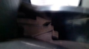 Audi100 C4 1992 года выпуска снятие вентилятора отопителя