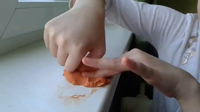 ОПЫТЫ НАД ЛЁГКИМ ПЛАСТИЛИНОМ! ПОМЕНЯЛ ЦВЕТ!? ПРЕВРАТИЛСЯ В ПЕСОК!? смотреть онлайн