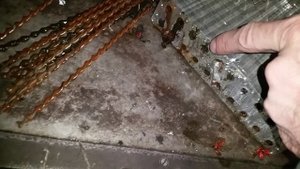 как герметик забивает радиатор печки.mp4