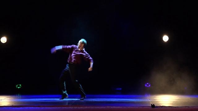 «Dia Spagnola» - Студия Константина Фролова, исполняет Константин Фролов смотреть онлайн