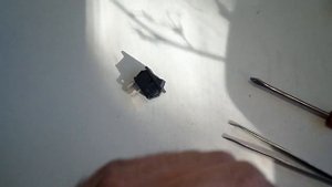 Не работает детский электромобиль. Ремонт. almaz. Беларусь.