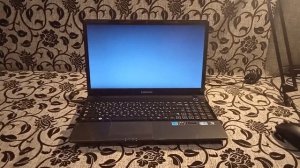 Ноутбук Samsung NP300E5A