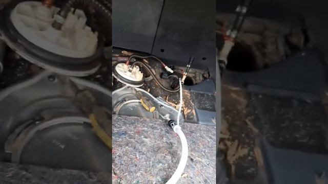 2004 audi A8 fuel pump replacement смотреть онлайн