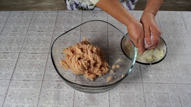 Куриные котлеты “Пожарские” классический рецепт! смотреть онлайн