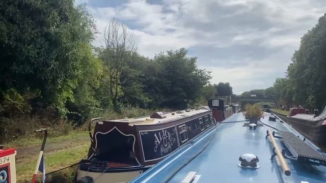 1. Goodbye marina, we start an adventure on a new Narrowboat cruising the canals & rivers of Englan смотреть онлайн