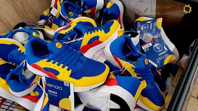 Одни из самых дорогих кроссовок в мире за 20 евро смотреть онлайн