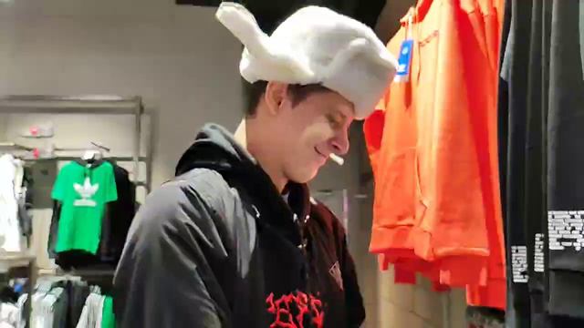 Андрея заскамили [ vatarls ] [ follentass ] смотреть онлайн