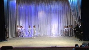 фрагменты урока по хореографии. 1 класс. Классический танец. 2016г.