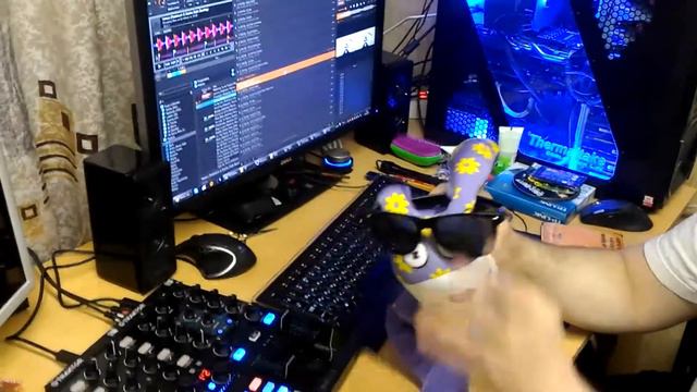 +RUG party тизер 01 - DJ 3айка смотреть онлайн