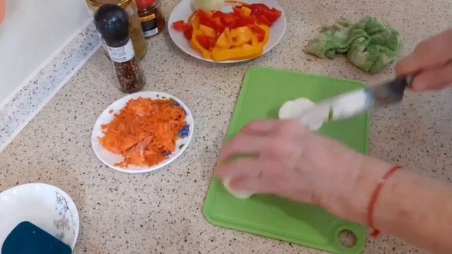 ОЧЕНЬ ВКУСНАЯ КУРИНАЯ ПЕЧЕНЬ С ОВОЩАМИ.  ПРОСТОЙ РЕЦЕПТ ОТ БАБУШКИ.