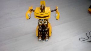 Игрушка р/у трансформер Бамбалби.