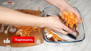 Селедка в духовке может удивить! Запеченная сельдь в духовке с луком и морковью. Простейший рецепт!