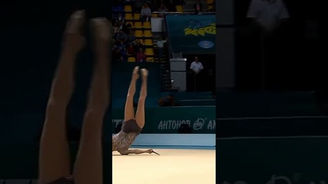 Ganna Rizatdinova - Ukraine rhythmic gymnastic - ginástica гимнастический gimnastică व्यायाम 体操 체조