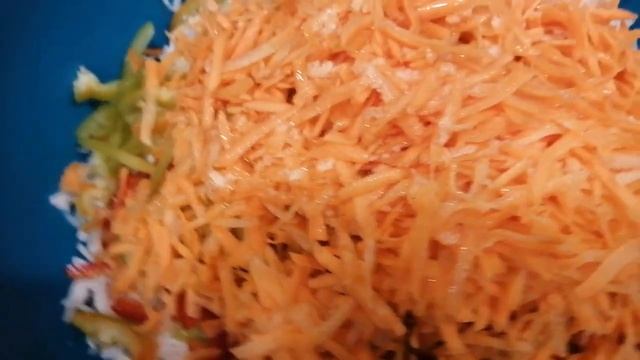 Капуста с перцем??