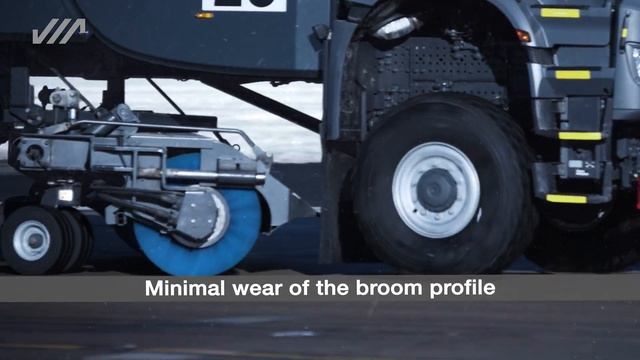 Schmidt CJS Compact Jet Sweeper For Airports