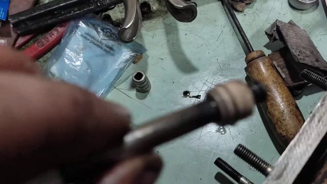 Замена маслаков (маслосьемных колпачков, сальник клапана) ваз 2108, 2109, 2110, и другие смотреть онлайн