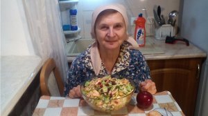 Салат из молодой капусты с клюквой.mp4