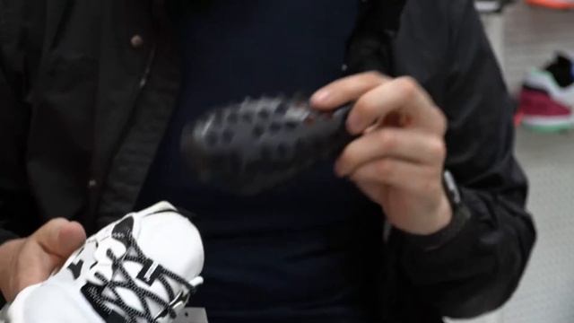 Кроссовки THEON. Первое впечатление смотреть онлайн