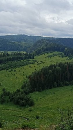 Красивый обзор природы Среднего Урала