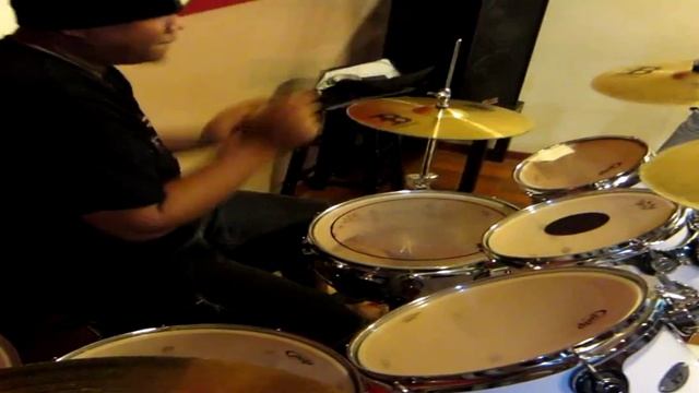 Canon Ixus 220 HS - mic test in loud environment смотреть онлайн