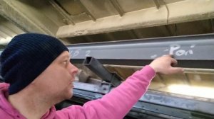 Deaf. Фольксваген тоуран 2.0 дизель ремонт надо замена подушек ДВС и чистка дроссель .16.04.2022г.