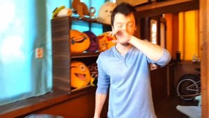 ЧТО ЕСЛИ СКИНУТЬ ГИРЮ НА АРБУЗ С ВЫСОТЫ / ЧТО СЛУЧИЛОСЬ С АРБУЗОМ / ВЕСЕЛЫЙ ПРАНК / АНАНАСТЕНЬКА