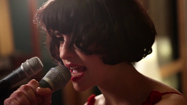 Kimbra - Plain Gold Ring (Live at Sing Sing Studios) смотреть онлайн