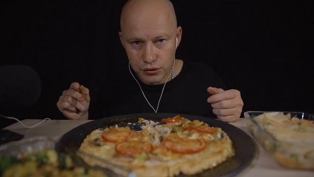 Такое я ем ВПЕРВЫЕ!!! ПИЦЦА??? Мукбанг