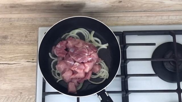 КАК ПРИГОТОВИТЬ ПЛОВ В ДУХОВКЕ СО СВИНИНОЙ РАССЫПЧАТЫЙ? Очень вкусное и сытное второе блюдо на ужин