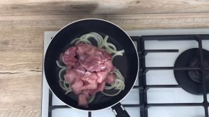 КАК ПРИГОТОВИТЬ ПЛОВ В ДУХОВКЕ СО СВИНИНОЙ РАССЫПЧАТЫЙ? Очень вкусное и сытное второе блюдо на ужин