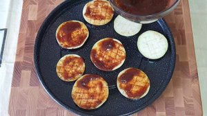 Баклажаны в микроволновой печи.