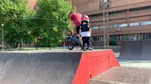 skate park 3 years old, BMX 14inch, скейт-парк в 3 года BMX format 14, little rider