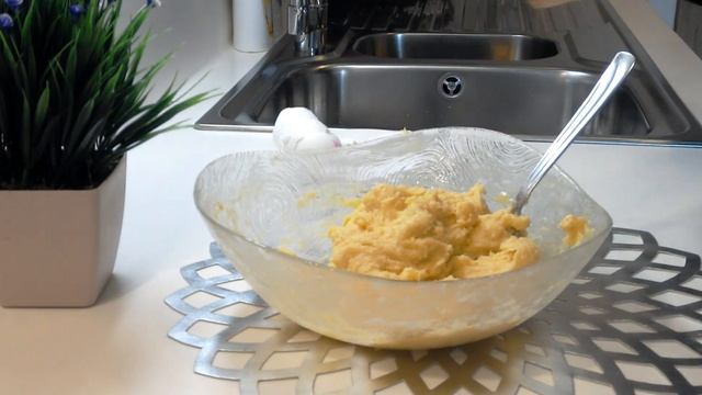 Профитроли (эклеры )с белково-заварным кремом.  Заварное тесто