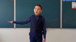 Стихотворение М.Ивенсен "Падают,падают листья"