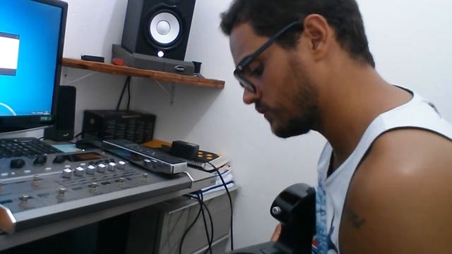 VOX TONELAB LE (som limpo/clean tone) смотреть онлайн