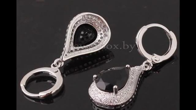 Купить бижутерия в Минске | JewelBox | Серьги в позолоте с черными фианитами смотреть онлайн