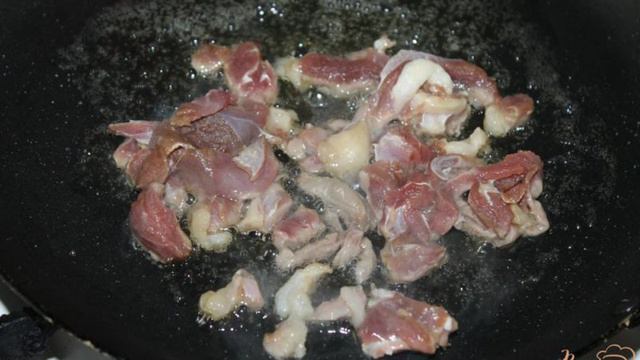 Овощное рагу с утиным мясом