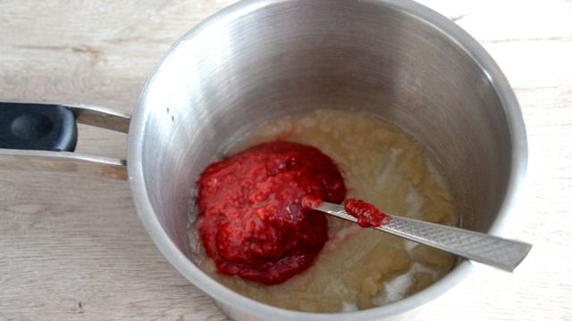 Торт Птичье молоко с малиной