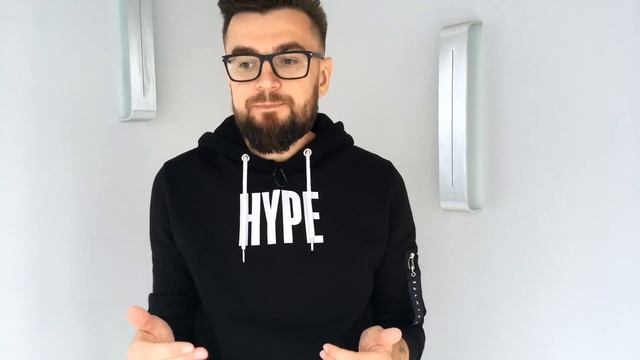 Что делать если девушка игнорирует??♀️