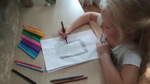 Рисуем избушку на курьих ножках