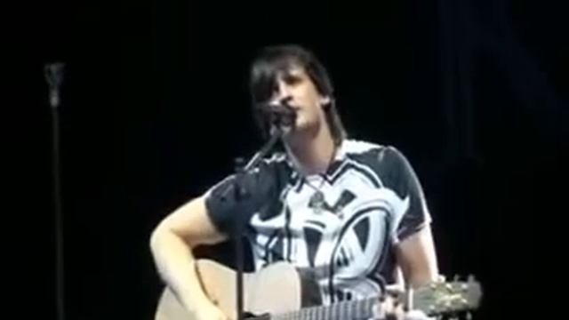 Dima Koldun - Solnik Club 29.4.09 - Tsaverna on guitar acapella live from his off.website broadcast смотреть онлайн