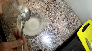 Как вкусно замариновать лук в уксусе.